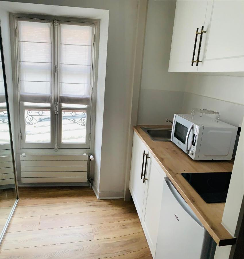 La Maison D'Emilie - Appartements Chaumes-en-Brie Exterior foto