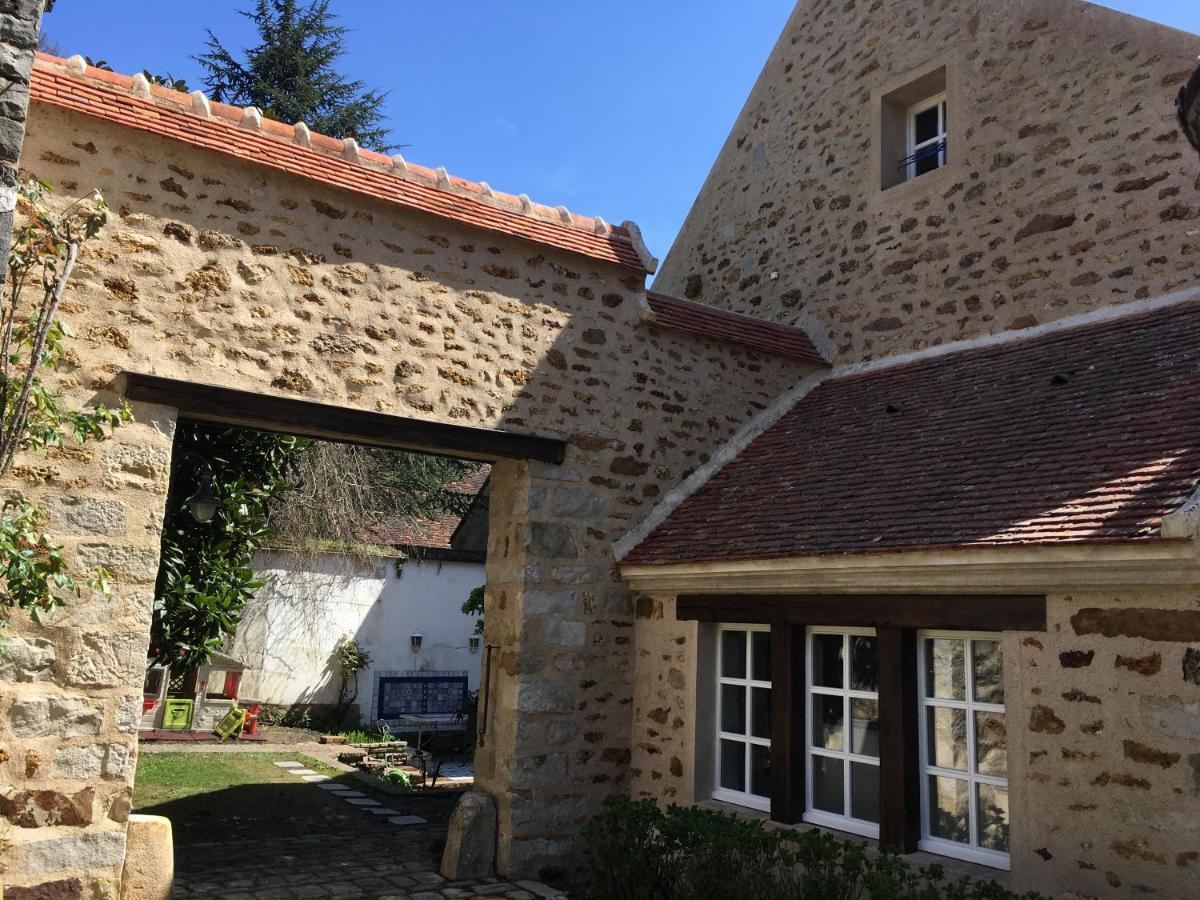 La Maison D'Emilie - Appartements Chaumes-en-Brie Exterior foto