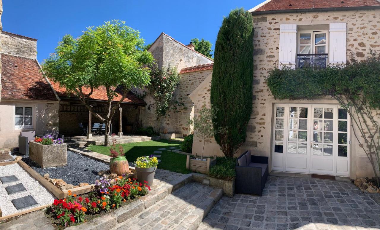 La Maison D'Emilie - Appartements Chaumes-en-Brie Exterior foto